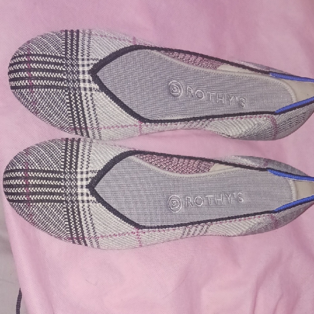 Rothy's Black and Gray Flats for Effortless Style